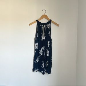 Kendall & Kylie Floral High Neck Romper - Black/White - Size Medium